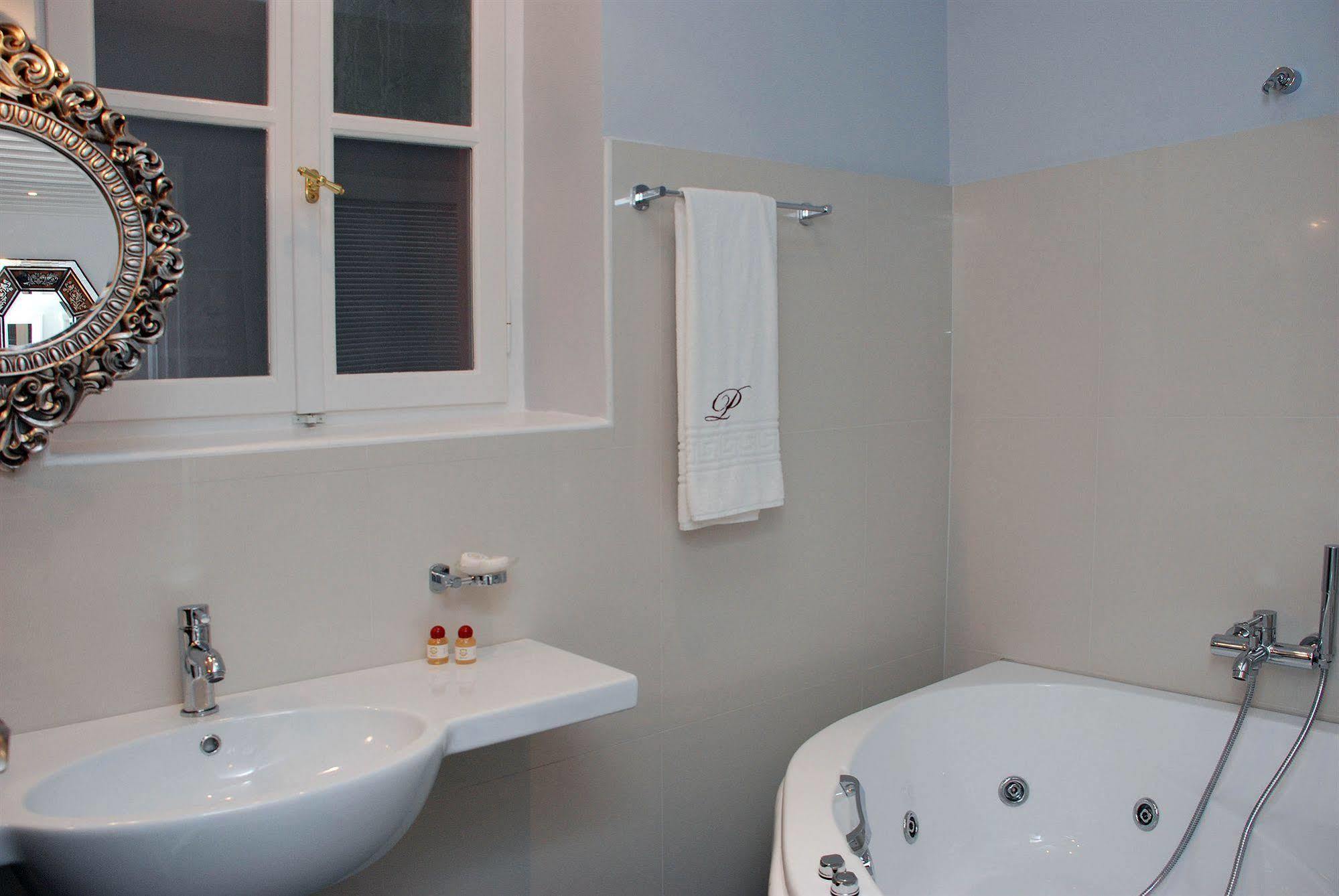 Il Palazzo Rooms & Suites Nafplio Ngoại thất bức ảnh